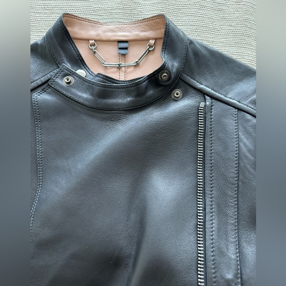 Leather jacket - Picture 4 of 16